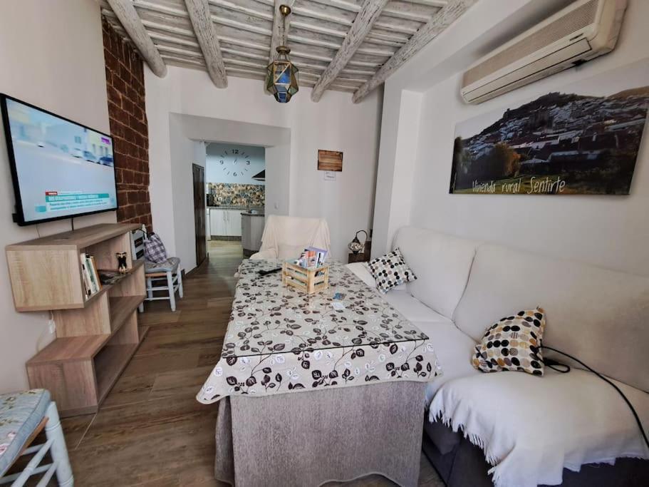 Vivienda Rural Sentirte 2 Centro De Aracena Appartement Buitenkant foto
